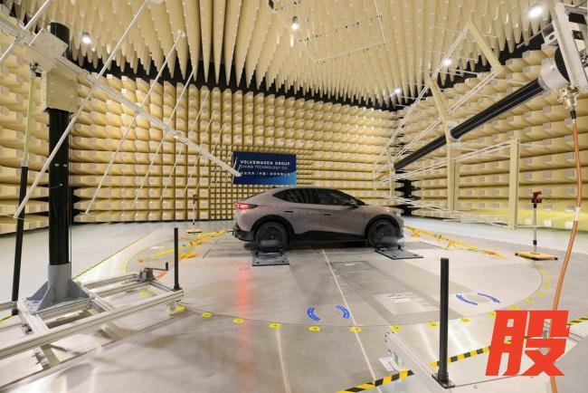 默茨访华收官 中德汽车合作模式变了 德国车企寻“中国解药”